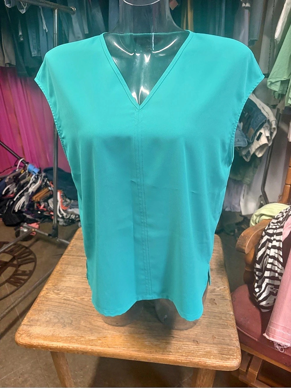 Ming Wang V-Neck Short Sleeve Blouse in Blue Size Large Like New